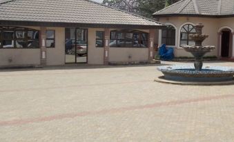 Emrosy Hotels and Suites