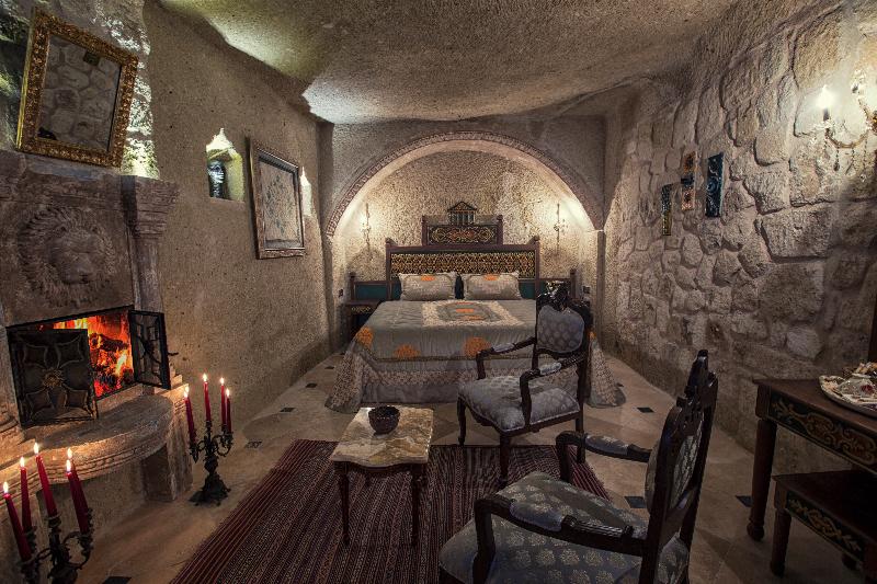 Elika Cave Suites