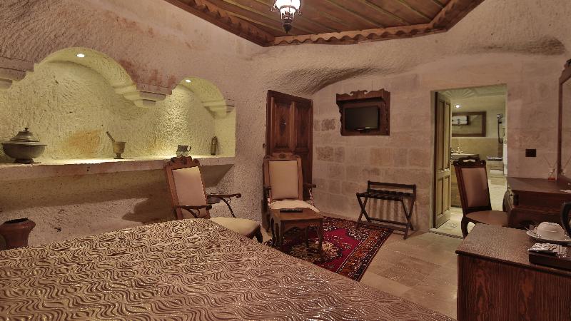 Phocas Cave Suites