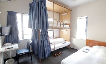 Sakura Hotel Jimbocho - Housity