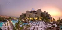 Le Royal Hotel - Beirut Hoteles en Zouq Mosbeh