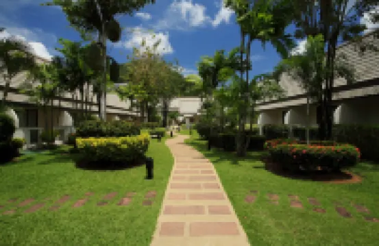 普吉盛泰樂卡塔海灘度假村 布吉酒店