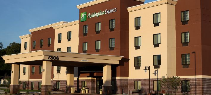Holiday Inn Express & Suites OMAHA SOUTH - RALSTON ARENA by IHG Hotels in Douglas County