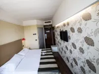 Hotel Roma Tor Vergata Hotels in Rom