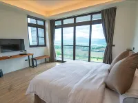 Yulaikung B&B Hotels near Qingjing Farm