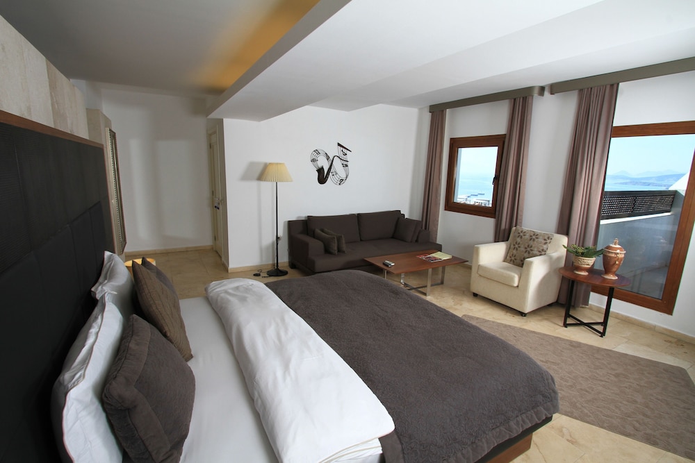 Manastir Hotel & Suites