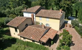Borgo Del Castellaccio - Housity