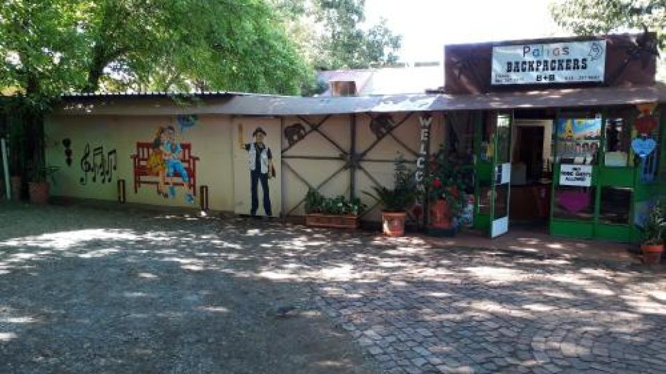 Paljas Backpackers