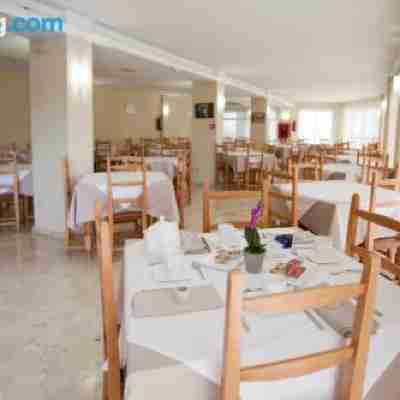 Sunday's Beach Dining/Meeting Rooms