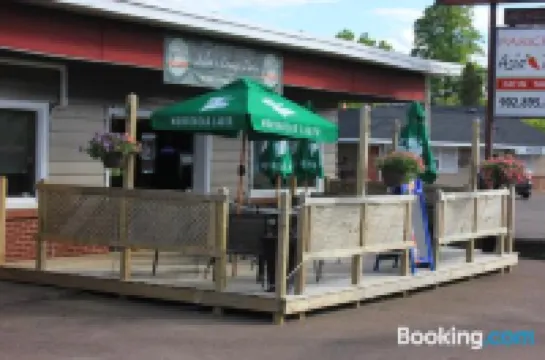 Stonehouse Motel and Restaurant