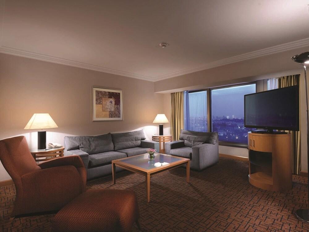 Ankara Hilton (Ankara Hiltonsa)