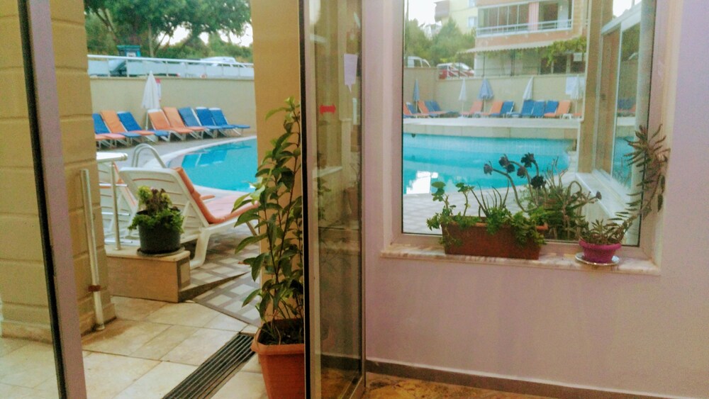 Meryemana Hotel