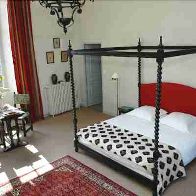 Château Royal de Saint Saturnin Rooms