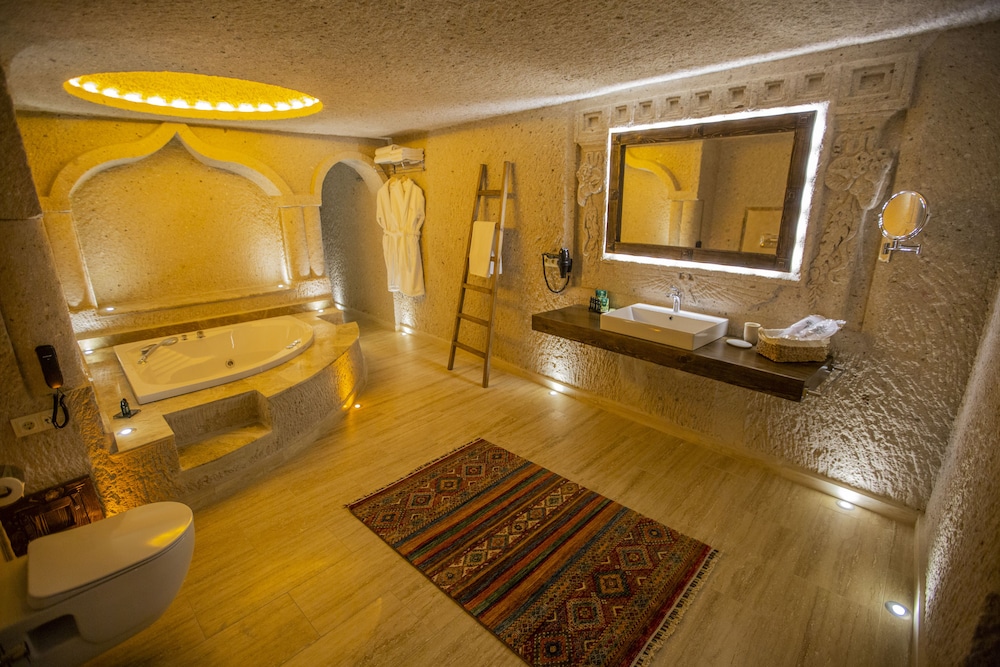 Anka Cave Suites