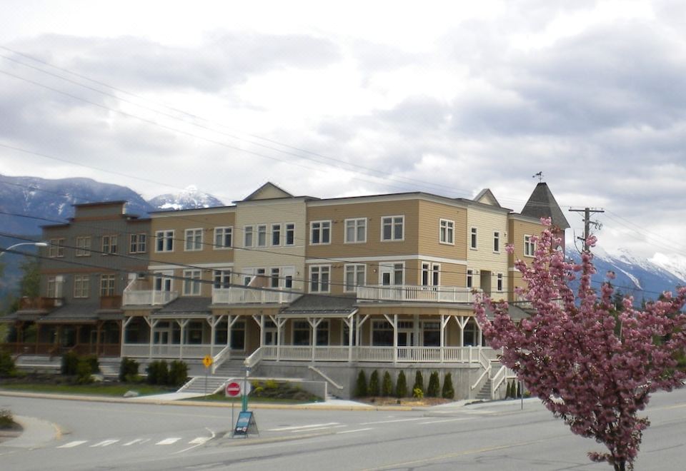 hotel overview picture