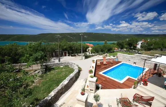 吉爾奇別墅酒店