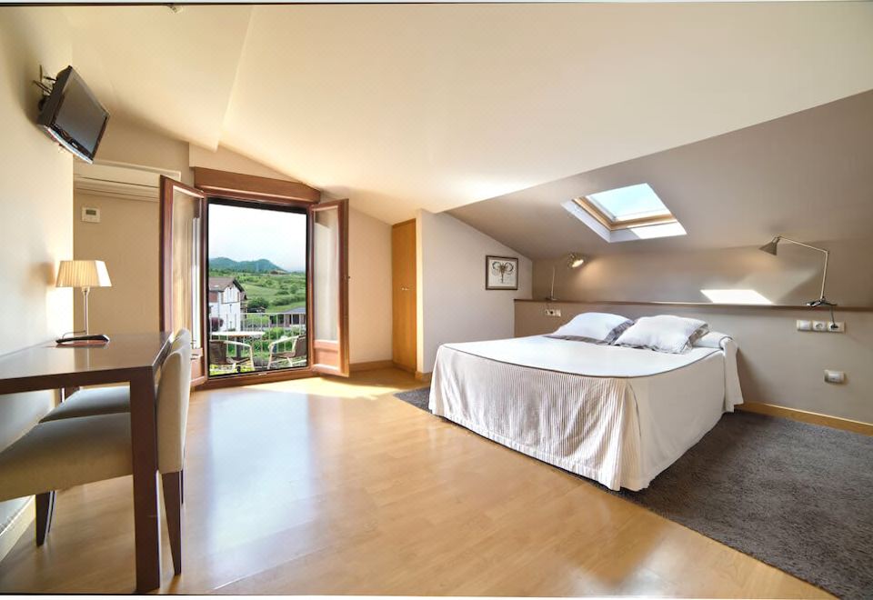 Hotel Rural Izar Ondo - Housity