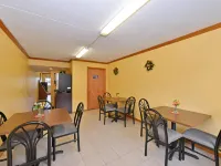 Americas Best Value Inn-Maumee/Toledo Hotels in Maumee