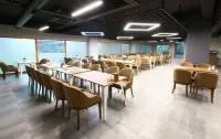Bursa Birlik Hotel Hôtels à : Dagyenice Mahallesi