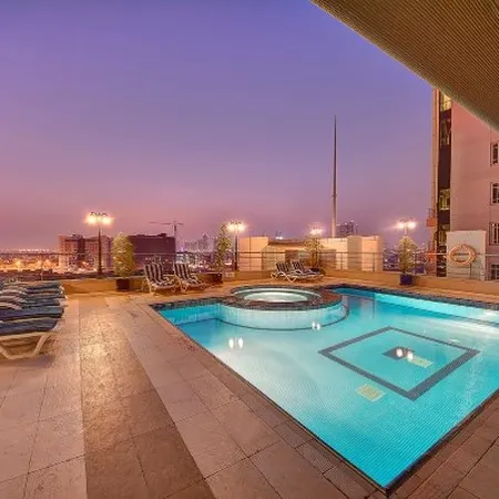 Grandeur Hotel Al Barsha Отели рядом с достопримечательностью «Офис компании Nestlé в ОАЭ»