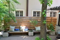 Frasteva Hotels near Piazza Franco Battiato