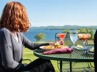 Fireside Inn, Ocean's Edge Hotel di Belfast