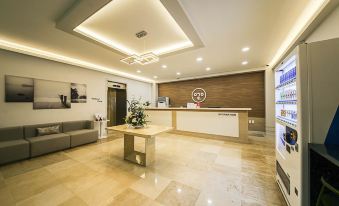 4. HOTEL 여기..
