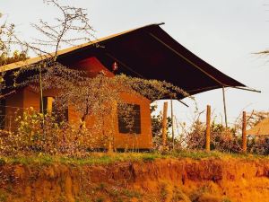 Mara Duma Bush Camp