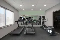 Tru by Hilton Burlington - salle de sport