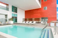 Courtyard Santa Monica