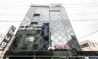 Cheonan Honeymoon Motel