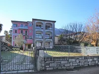 Lungolago Hotels near Santuario della Madonna di Ardena