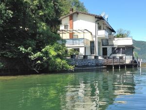 Direct on Lugano Lake: Take a Swim from Your Villa