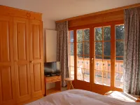 Mandarin 7 Hotels near Hefti Sports Col des Mosses