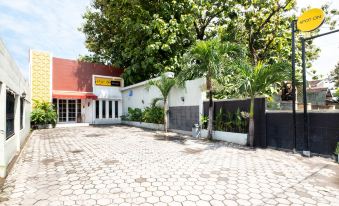 Spot on 2419 Rumah Nugraha Hotel Syariah