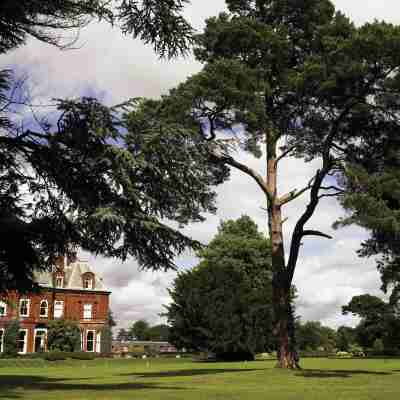 Champneys Tring Hotel Exterior