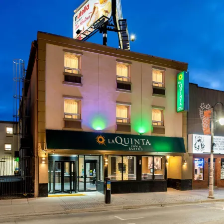 La Quinta Inn & Suites by Wyndham Oshawa