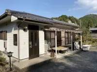 Tsukkous House Annex パルティ・フジ西條玉津附近的飯店