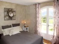 Le Mas de la Roche