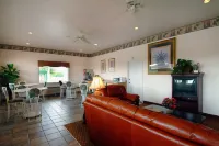 SureStay Hotel by Best Western Floresville