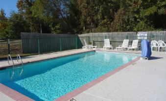 Super 8 by Wyndham Statesboro