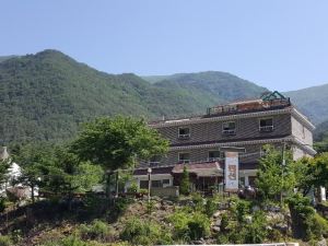 Jeongseon Gariwangsan Pension