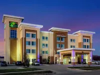La Quinta Inn & Suites by Wyndham Springfield IL リンカーン図書館周辺のホテル