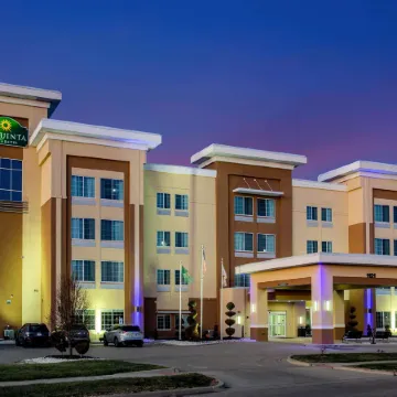 La Quinta Inn & Suites by Wyndham Springfield IL