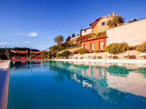 Podere Castellare Eco Resort in Tuscany