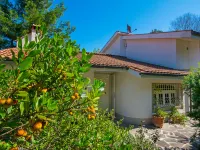 La Casa Vivente Hotels near Parco di Villa Godilonda