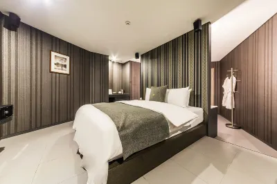 Jbis Hotel