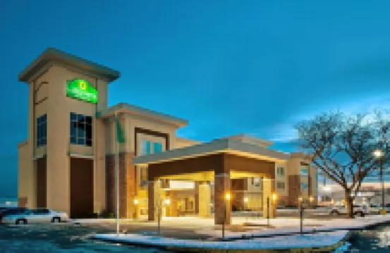 La Quinta Inn & Suites by Wyndham York Hotel di 