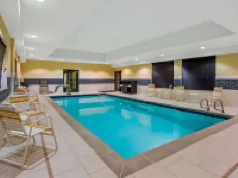 La Quinta Inn & Suites by Wyndham Pecos Hotels in Pecos