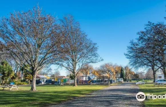 哈士汀十佳假日公園酒店